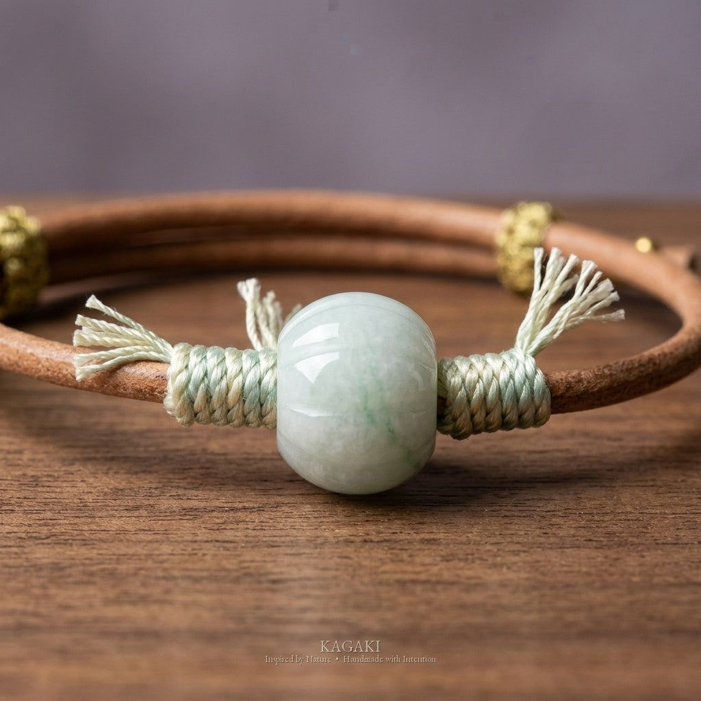 KAGAKI Canyon – 谷 — Jadeite Barrel Bead Leather Cord Bracelet