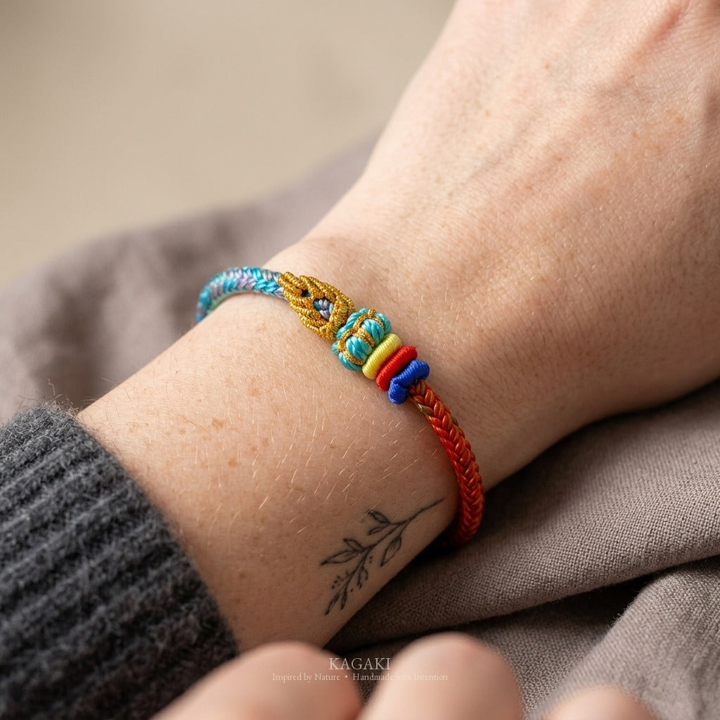 KAGAKI handmade adjustable braided cord bracelet base — Canvas – 描 — — — on-wrist-lifestyle (6/24)
