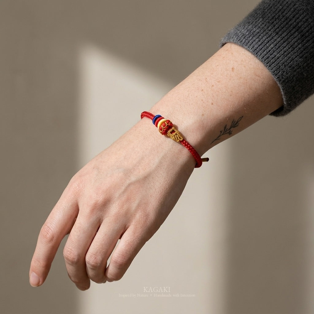 KAGAKI handmade adjustable braided cord bracelet base — Canvas – 描 — — — on-wrist-luxury (5/24)