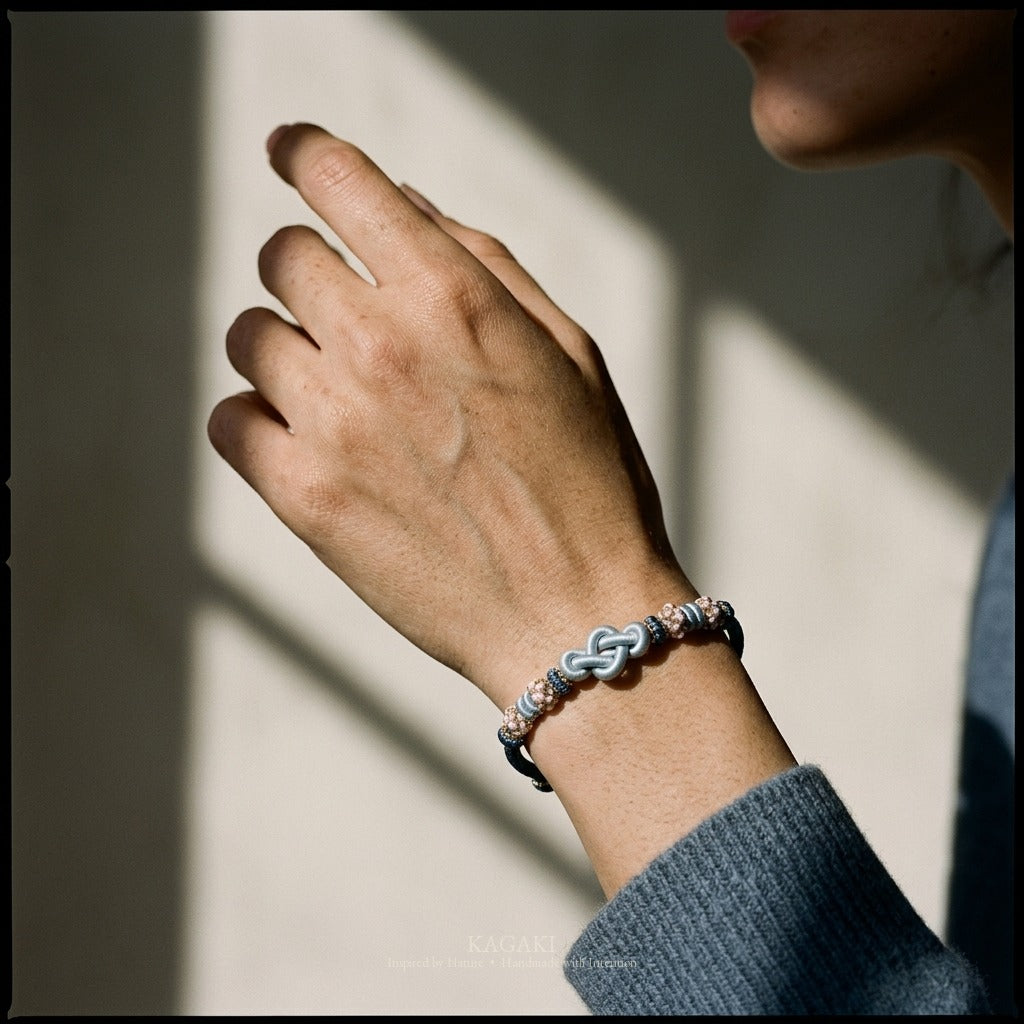KAGAKI Quintet Long View five moments infinity knot meditation, wrist view, meditation daily ritual