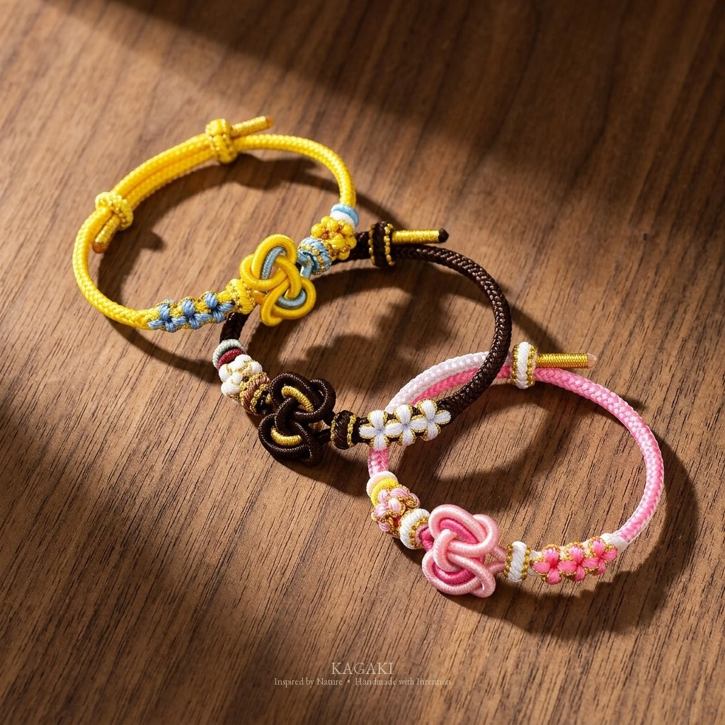 KAGAKI handmade heart knot friendship cord bracelet — Pulse – 鼓 — — — grouped-showcase (22/24)