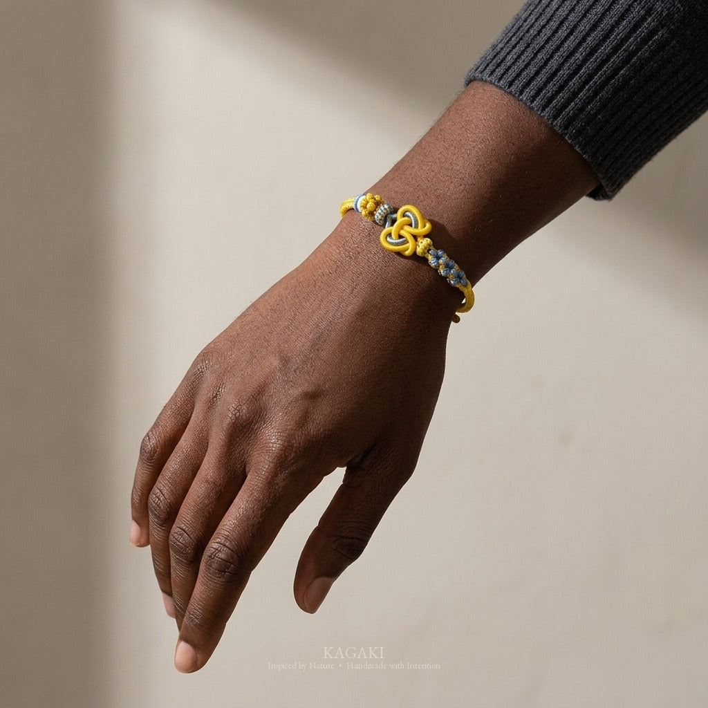 KAGAKI handmade heart knot friendship cord bracelet — Pulse – 鼓 — — — on-wrist-luxury (5/24)