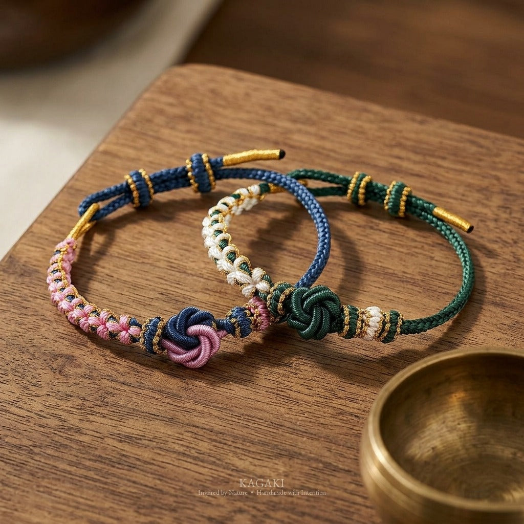 KAGAKI handmade infinity flower knot cord bracelet — Garland – 環 — — — grouped-showcase (13/14)