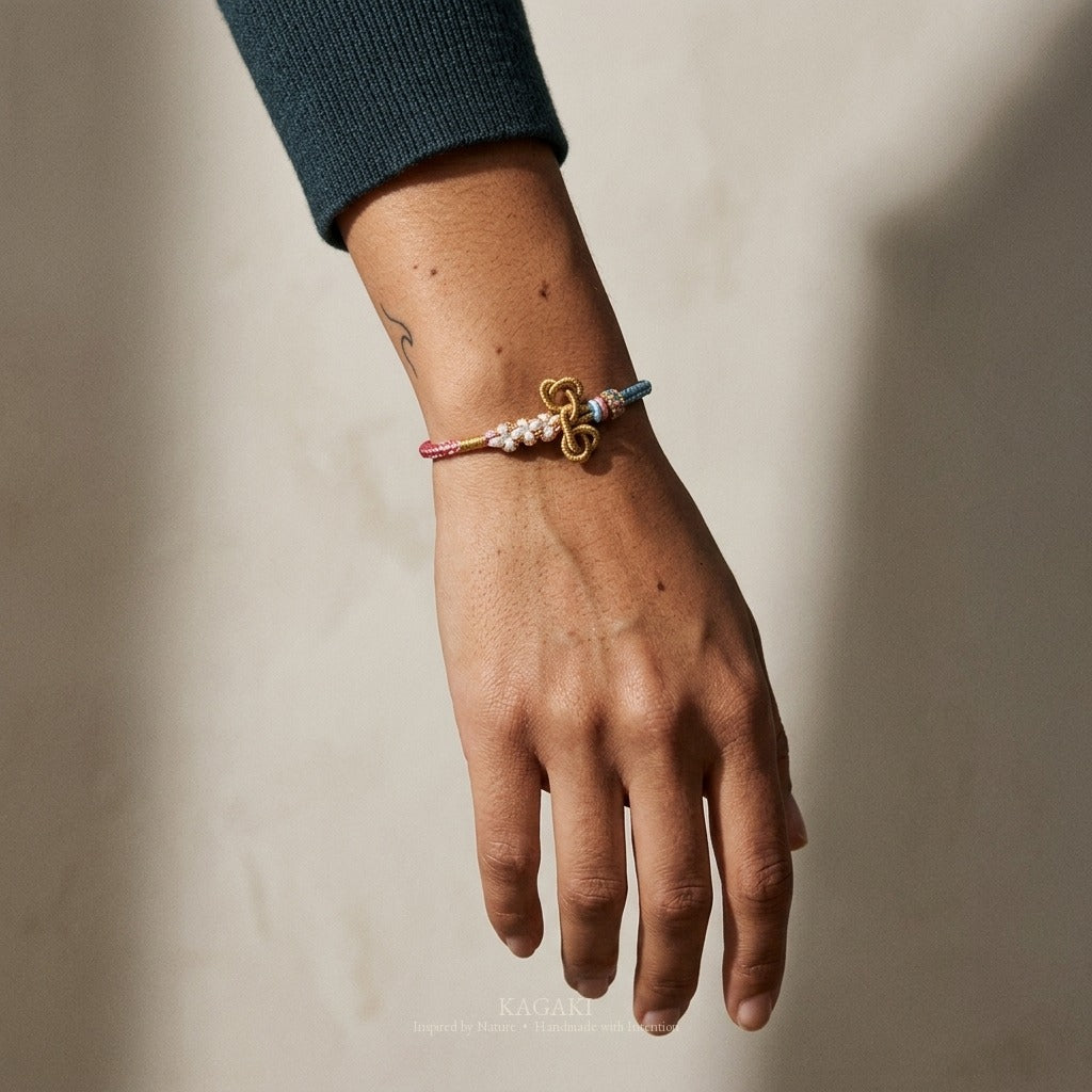 KAGAKI handmade gradient meditation cord bracelet — Verse – 韻 — Quiet Verse — on-wrist-luxury-supplemental (9/17)