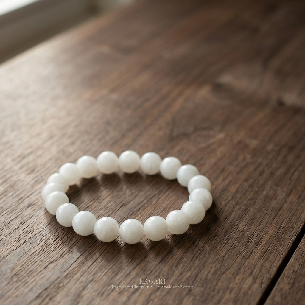 KAGAKI Snow white jade beaded stretch bracelet, product view, handmade white jade bracelet