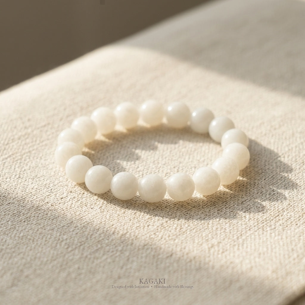 KAGAKI Snow white jade beaded stretch bracelet, product view, handmade white jade bracelet