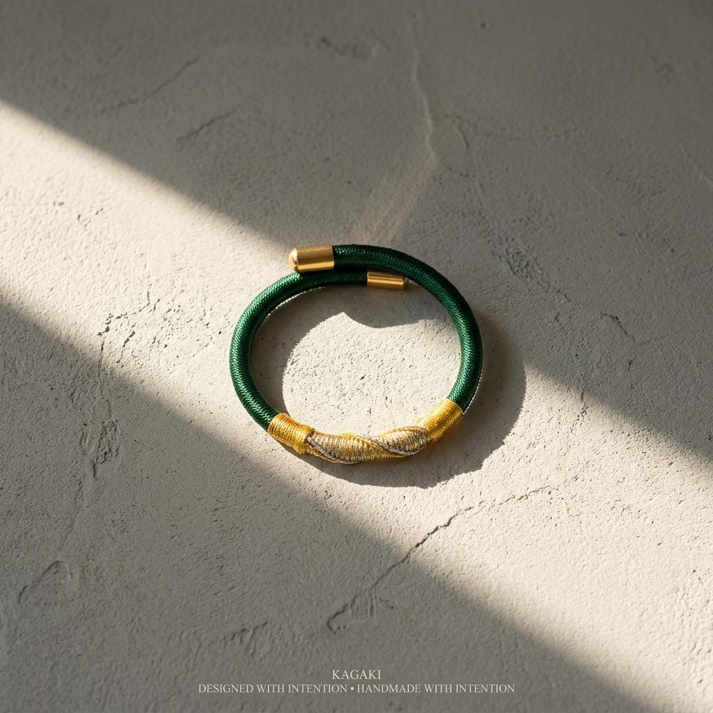 KAGAKI tibetan minimal cord bracelet in multicolor, gift packaging, for meditation and daily intention